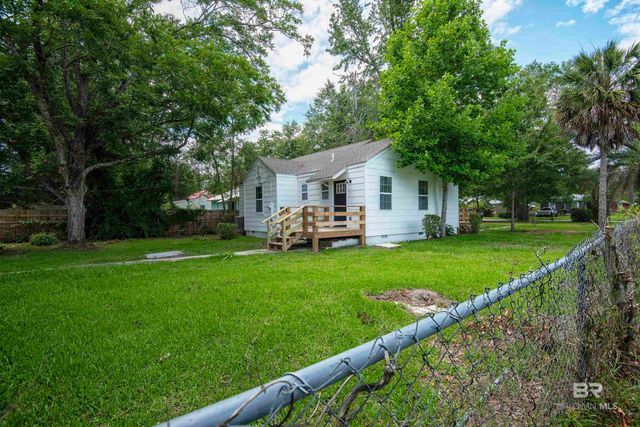 510 E Myrtle Avenue, Foley, AL 36535