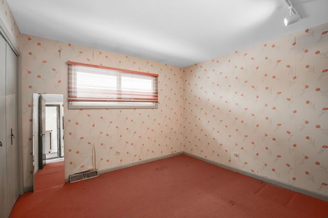 1326 Hillview Road, Homewood, IL 60430