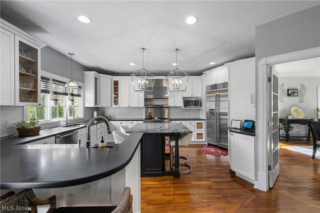 12683 Tall Timber Circle, North Royalton, OH 44133