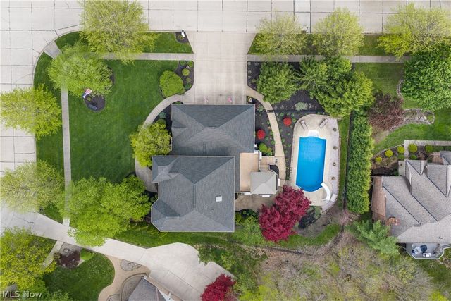 12683 Tall Timber Circle, North Royalton, OH 44133