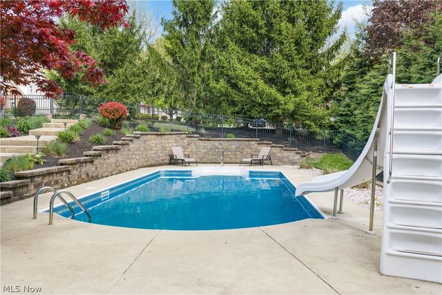 12683 Tall Timber Circle, North Royalton, OH 44133