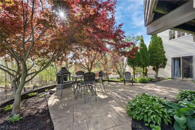 12683 Tall Timber Circle, North Royalton, OH 44133