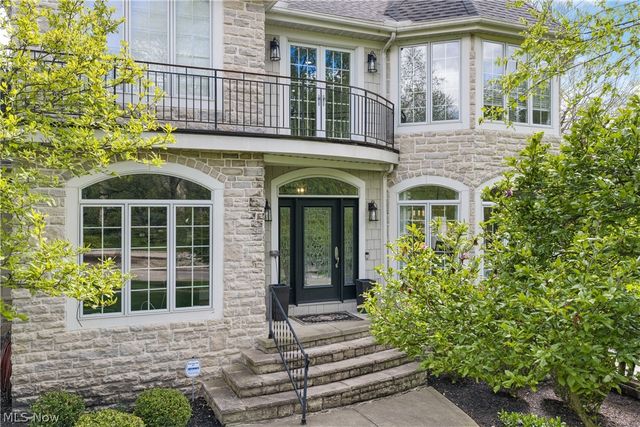 12683 Tall Timber Circle, North Royalton, OH 44133