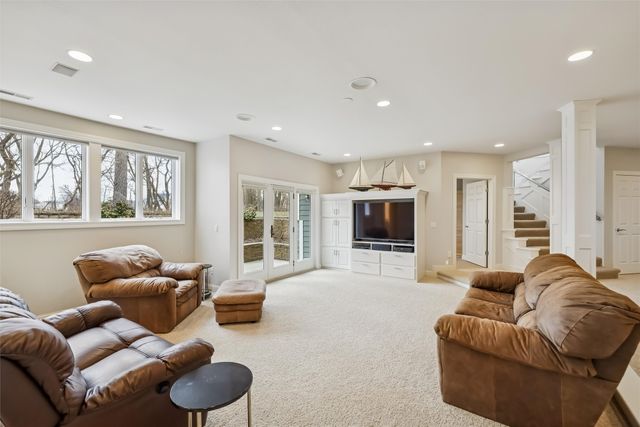 8008 Tiburon Place, Johnston, IA 50131