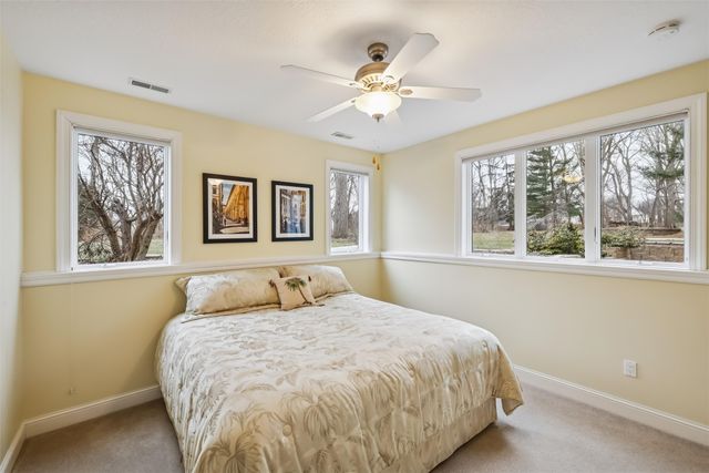 8008 Tiburon Place, Johnston, IA 50131