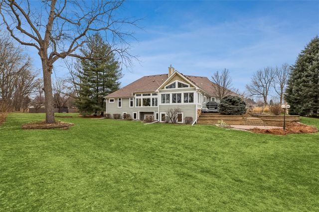 8008 Tiburon Place, Johnston, IA 50131