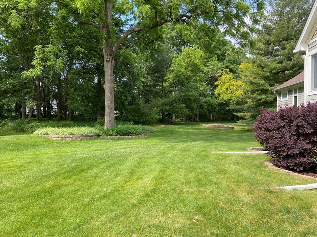 8008 Tiburon Place, Johnston, IA 50131