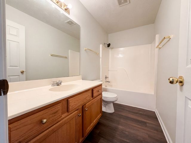112 Westchester Dr, White House, TN 37188