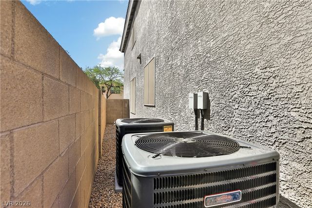 988 San Carlos Creek Lane, Henderson, NV 89002