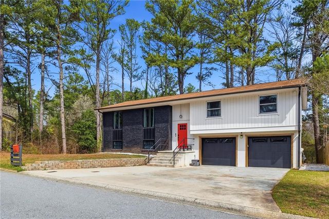 2470 Northbrook Road, Snellville, GA 30039