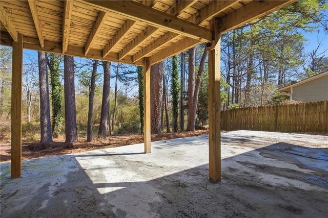 2470 Northbrook Road, Snellville, GA 30039