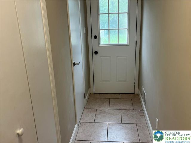 2013 West Columbia Street, South Whitehall Twp, PA 18104