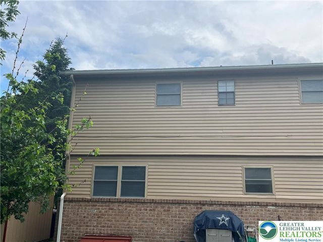 2013 West Columbia Street, South Whitehall Twp, PA 18104
