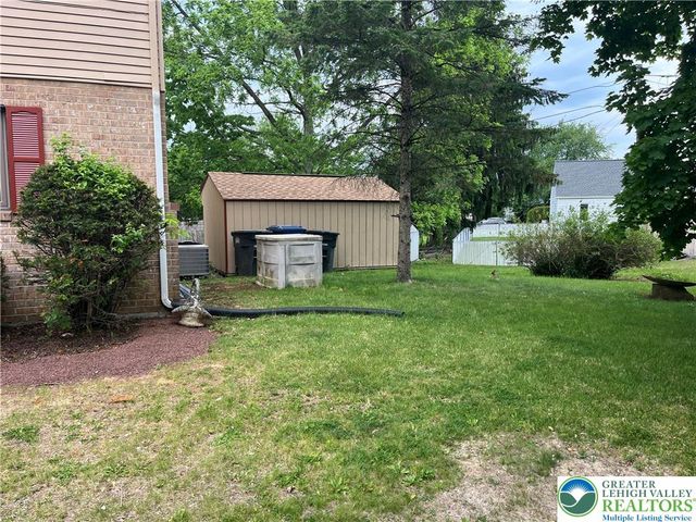 2013 West Columbia Street, South Whitehall Twp, PA 18104