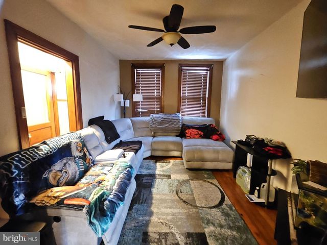 18 N ALBEMARLE ST, York, PA 17403