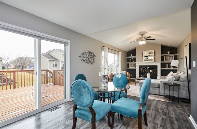 825 SE Hummingbird Circle, Waukee, IA 50263