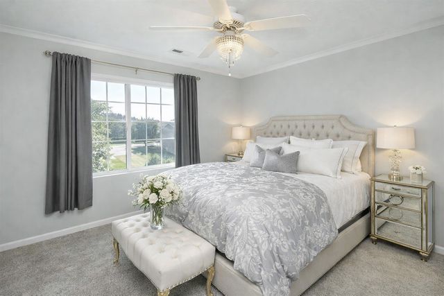 825 SE Hummingbird Circle, Waukee, IA 50263