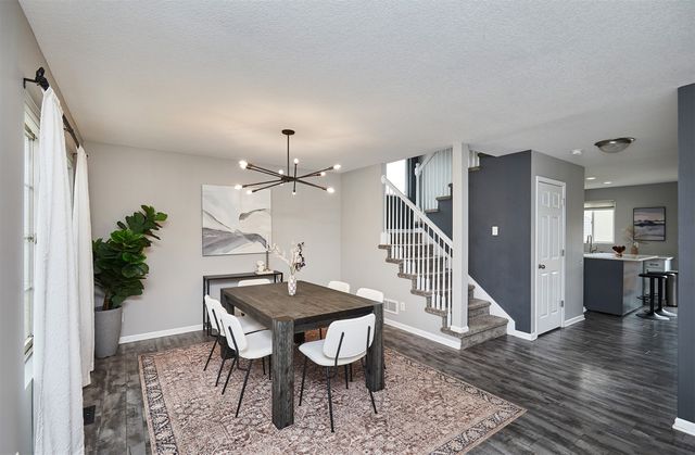 825 SE Hummingbird Circle, Waukee, IA 50263