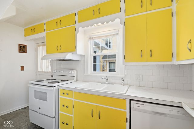 1921 W 9th Street, Anderson, IN 46016