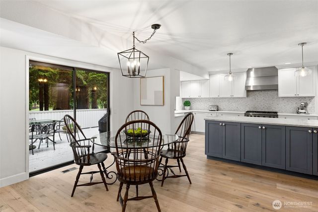 21845 NE 30th Place, Sammamish, WA 98074