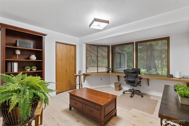 21845 NE 30th Place, Sammamish, WA 98074