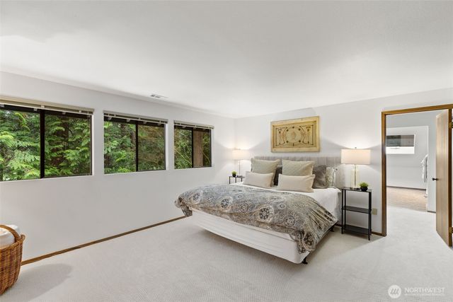 21845 NE 30th Place, Sammamish, WA 98074