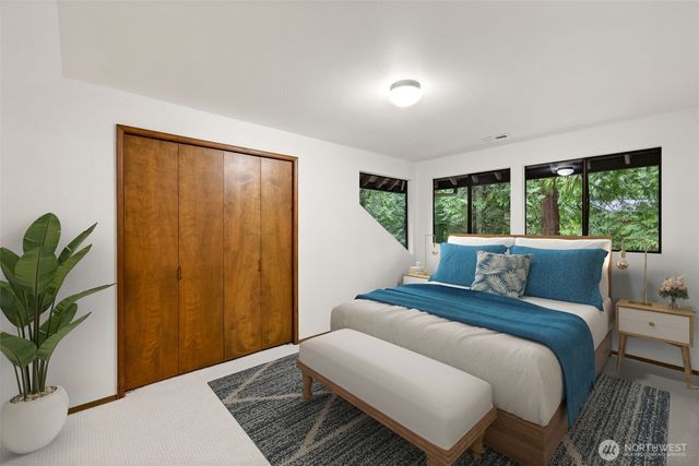 21845 NE 30th Place, Sammamish, WA 98074