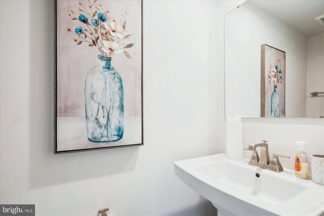 2824 LEWIS AVE, Suitland, MD 20746