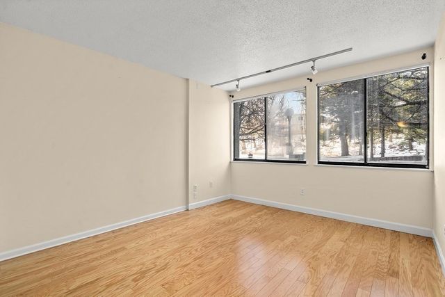 250 Hammond Pond Parkway 213S, Newton, MA 02467