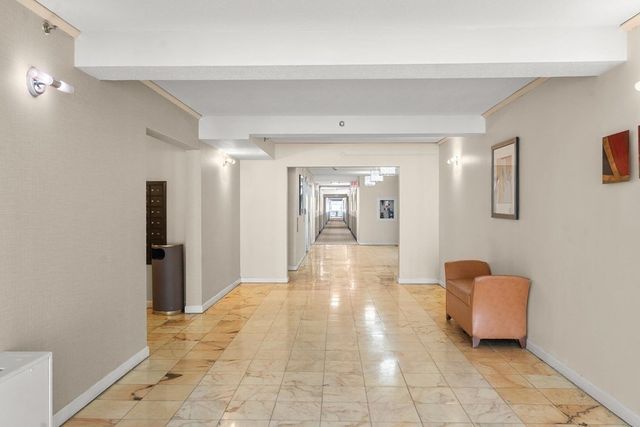 250 Hammond Pond Parkway 213S, Newton, MA 02467