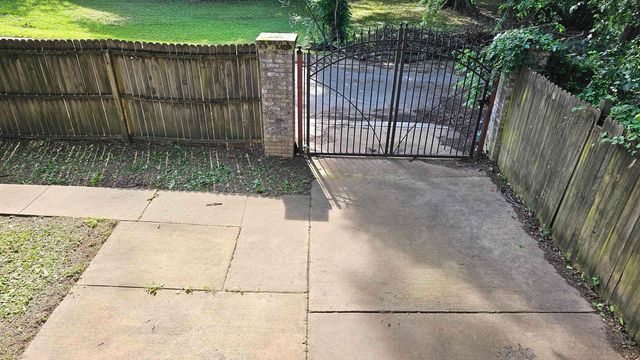 269 LOONEY AVE, Memphis, TN 38107