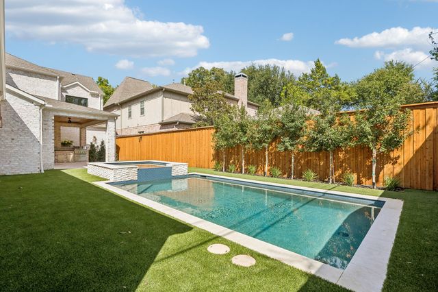 6250 Palo Pinto Avenue, Dallas, TX 75214