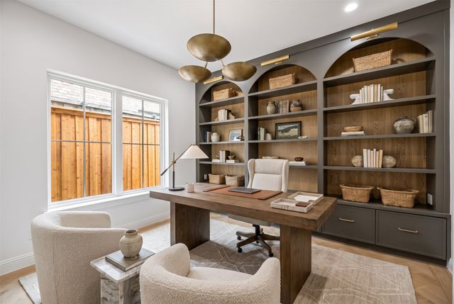 6250 Palo Pinto Avenue, Dallas, TX 75214