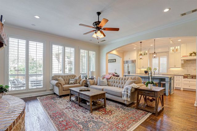 8491 Canyon Crossing, Lantana, TX 76226