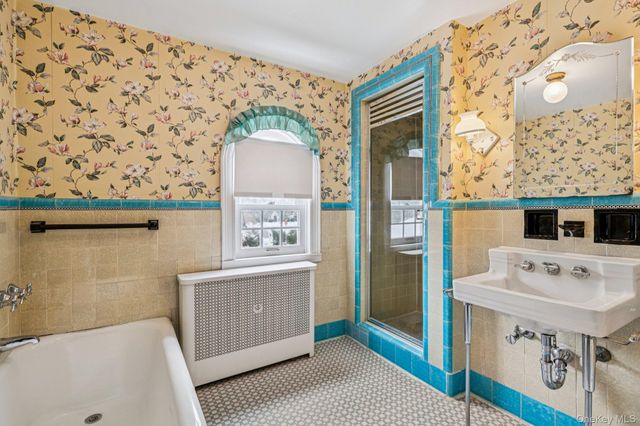 167 Kensington Road, Garden City, NY 11530