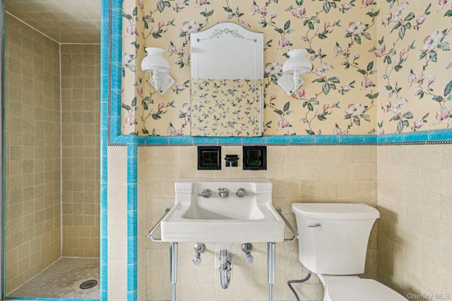 167 Kensington Road, Garden City, NY 11530