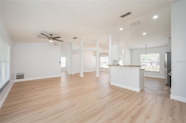 1831 OAKGROVE AVENUE, Deltona, FL 32725