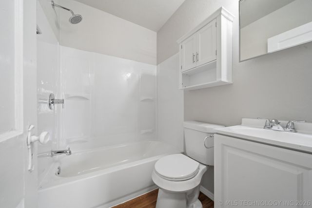 250 S Richmond Avenue, Tulsa, OK 74112