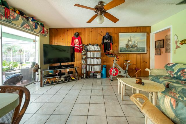 7321 NW 14th Street, Plantation, FL 33313