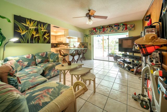 7321 NW 14th Street, Plantation, FL 33313