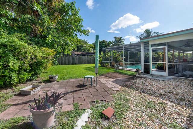 7321 NW 14th Street, Plantation, FL 33313
