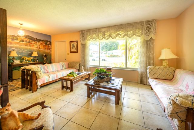 7321 NW 14th Street, Plantation, FL 33313