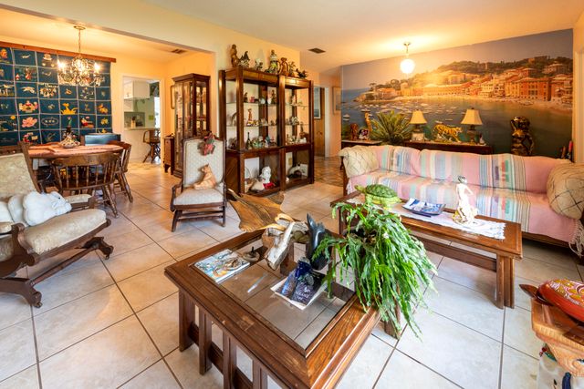 7321 NW 14th Street, Plantation, FL 33313
