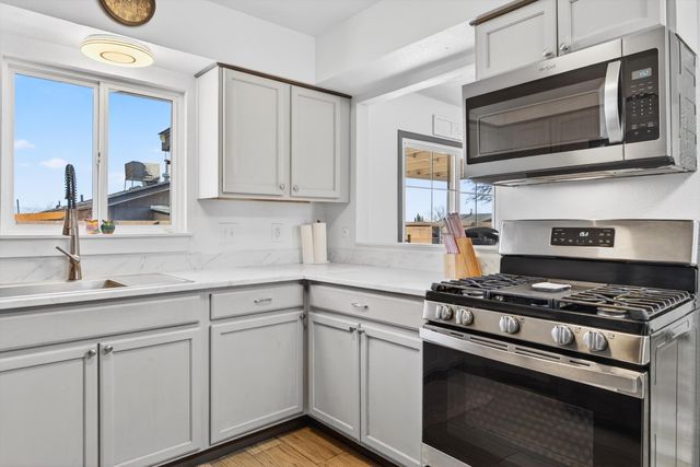 670 Polaris Boulevard SE, Rio Rancho, NM 87124