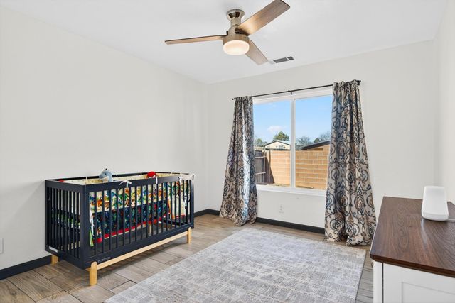 670 Polaris Boulevard SE, Rio Rancho, NM 87124