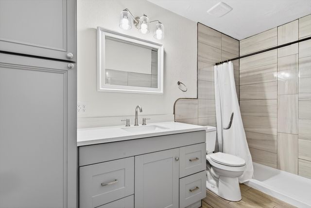 670 Polaris Boulevard SE, Rio Rancho, NM 87124