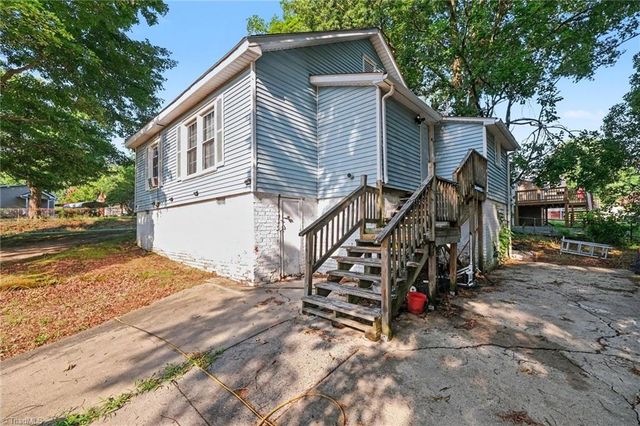 1005 Ava Street, Burlington, NC 27215