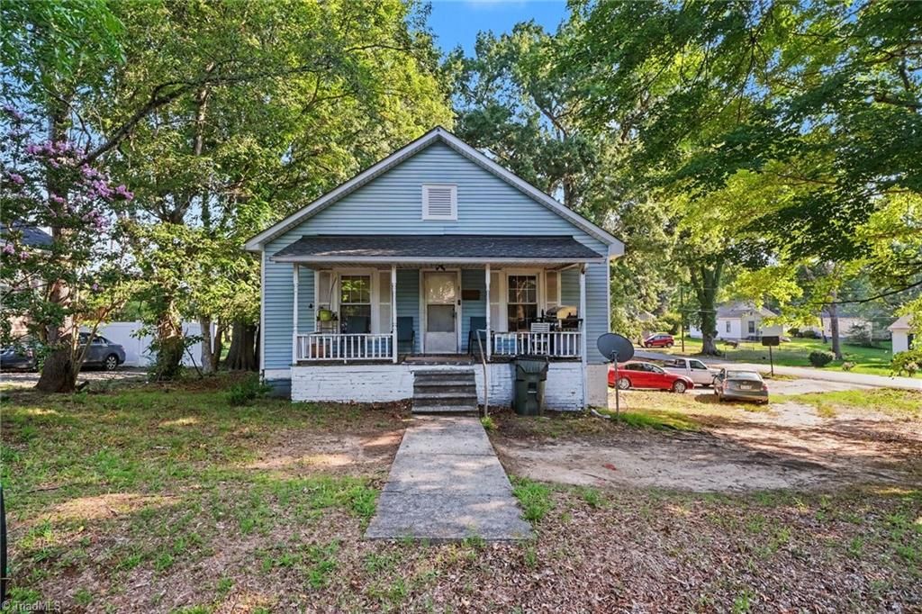 1005 Ava Street, Burlington, NC 27215