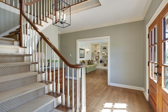 6490 S OAK SHADOWS CIR, Memphis, TN 38119