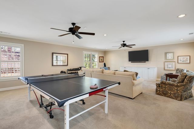 6490 S OAK SHADOWS CIR, Memphis, TN 38119